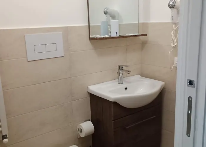 Bed & Breakfast My 4*