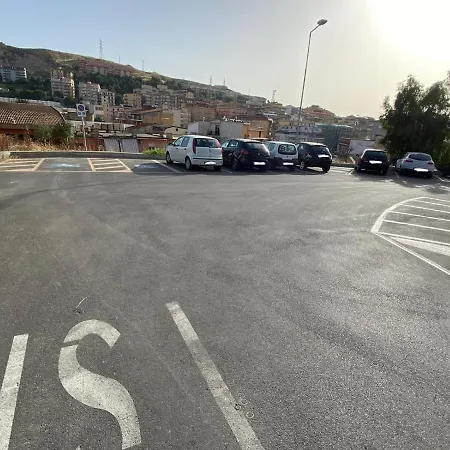 לינה וארוחת בוקר My אגריג'נטו